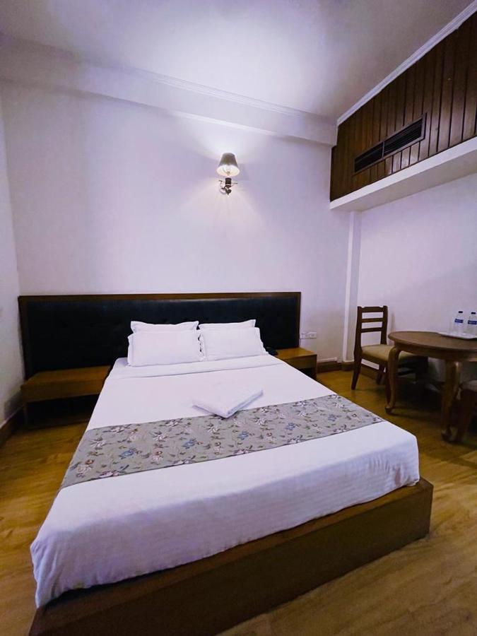 Hotel Tragopan Dimapur Luaran gambar