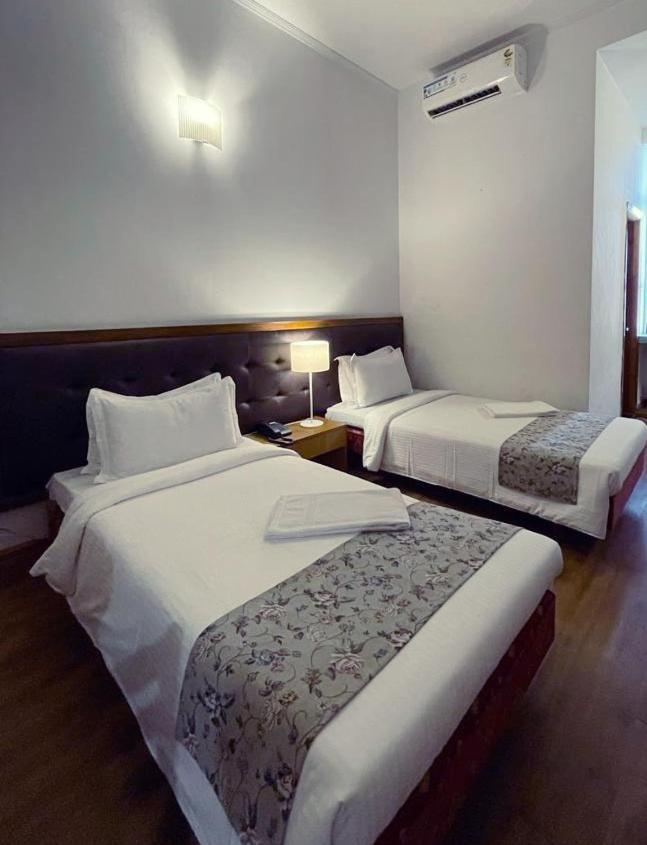 Hotel Tragopan Dimapur Luaran gambar