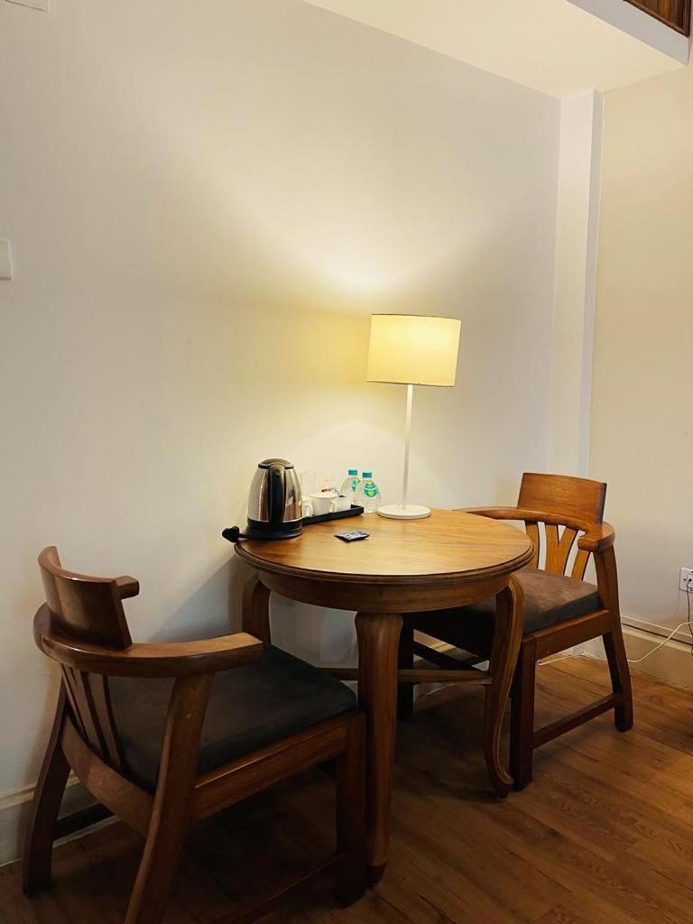 Hotel Tragopan Dimapur Luaran gambar